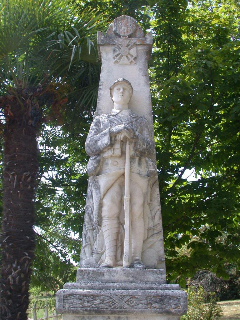 statue (figure grandeur naturelle) du Poilu
