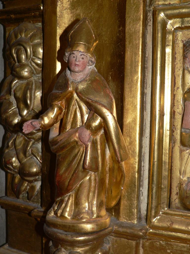 lambris de revêtement, tabernacle et statues formant retable du maître-autel