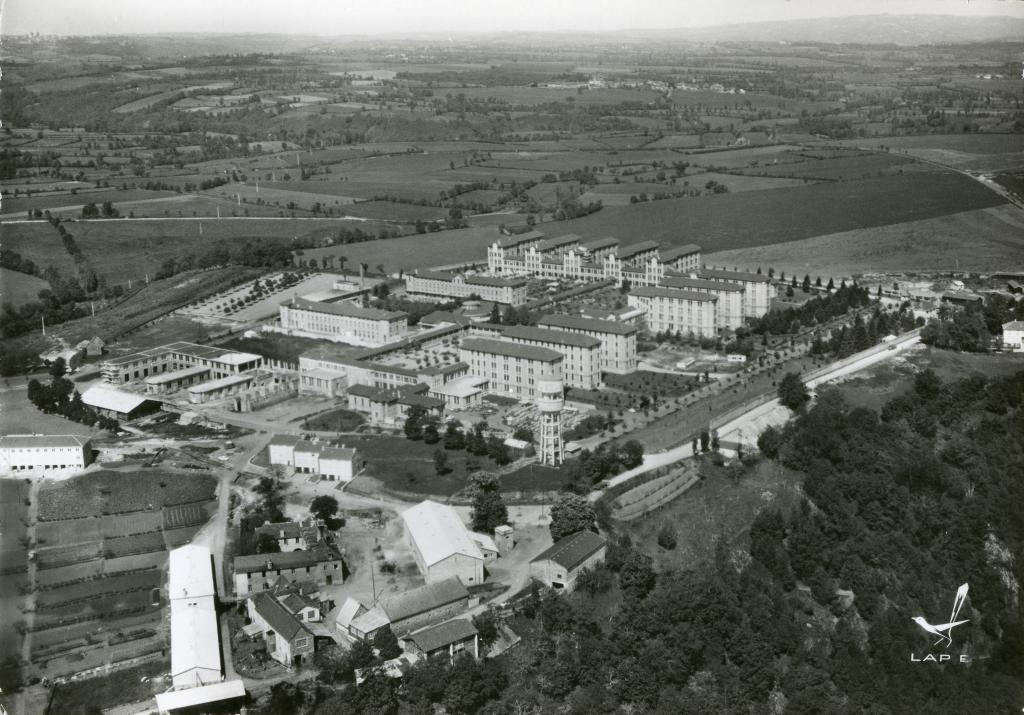 hôpital psychiatrique de Cayssiols, aujourd'hui centre Hospitalier Sainte-Marie de Rodez