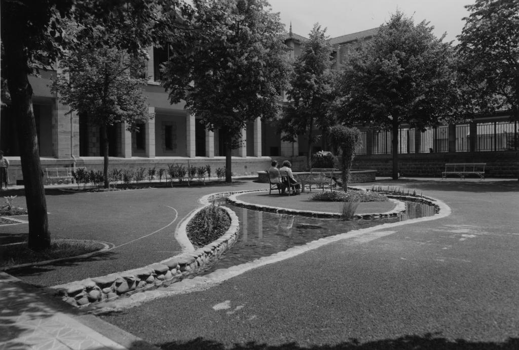 hôpital psychiatrique de Cayssiols, aujourd'hui centre Hospitalier Sainte-Marie de Rodez