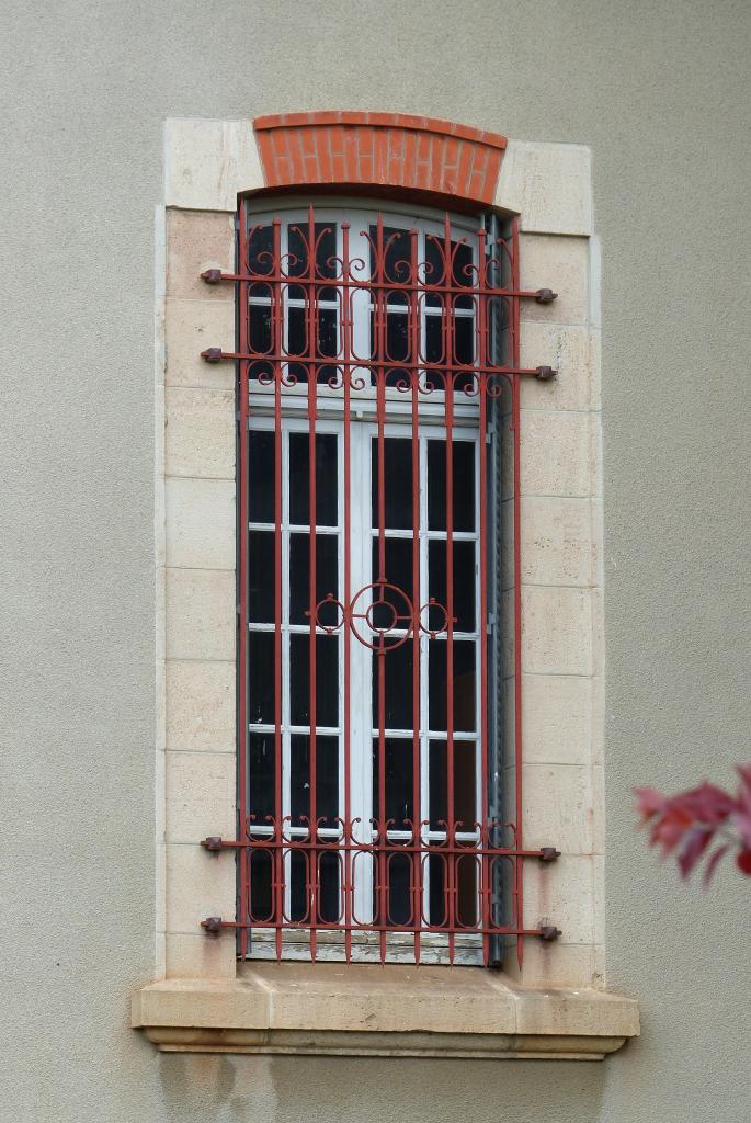 hôpital psychiatrique de Cayssiols, aujourd'hui centre Hospitalier Sainte-Marie de Rodez
