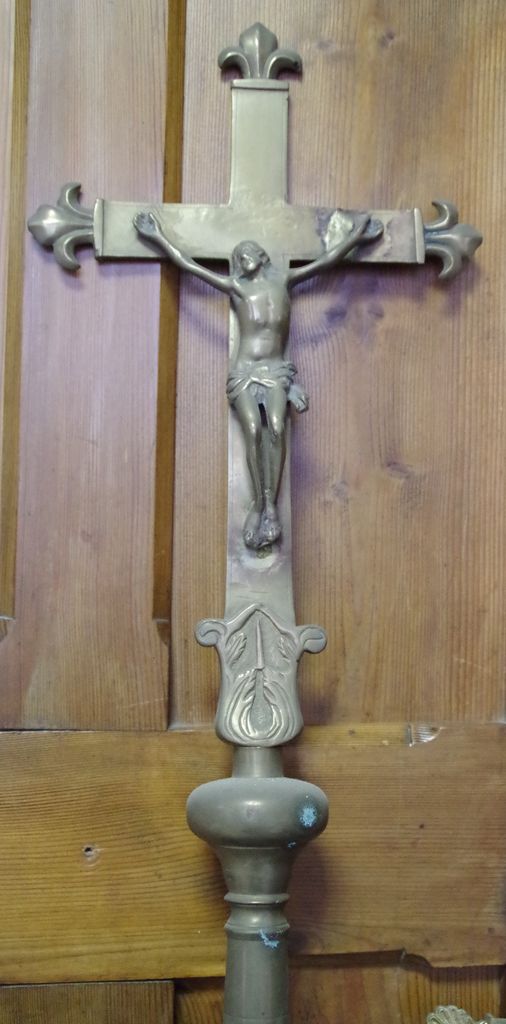 présentation du mobilier de l'église Saint-Jean-Baptiste de Bellegarde