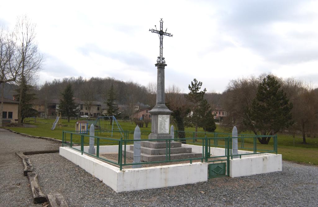 monument aux morts (croix monumentale) de la guerre de 1914-1918