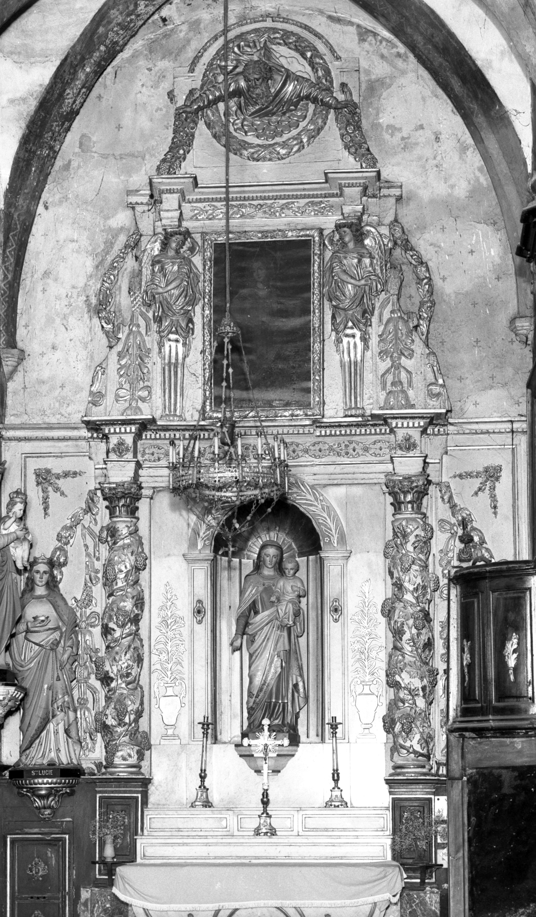 retable architecturé de Notre-Dame du Mont Carmel