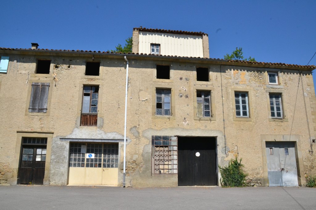 moulin à farine ; scierie ; atelier de tissage ; fabrique de peigne en corne, usine de Lévis-Mirepoix dite usine du Perdut