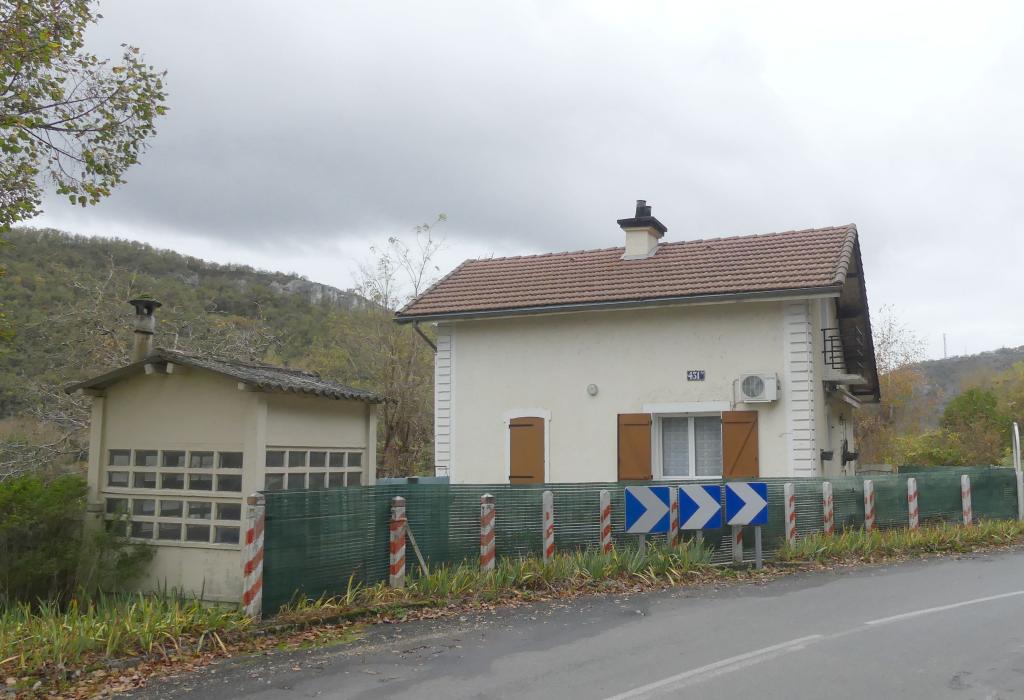 maisons de garde-barrière