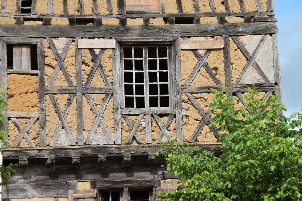 maison dite logis seigneurial
