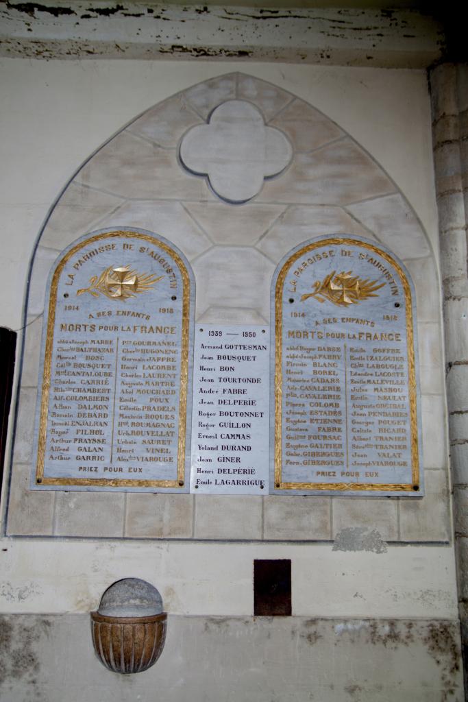 panneau commémoratif à la mémoire des enfants de la paroisse de saint Augustin morts pour la France
