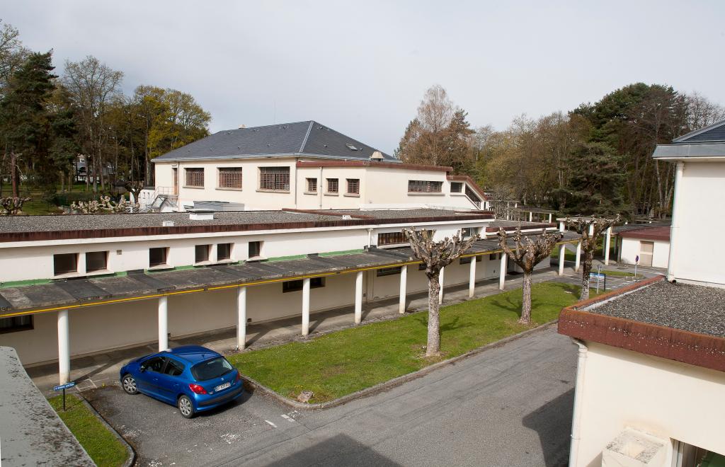 asile d'aliénés dit de la Demi lune, actuellement centre hospitalier de Lannemezan