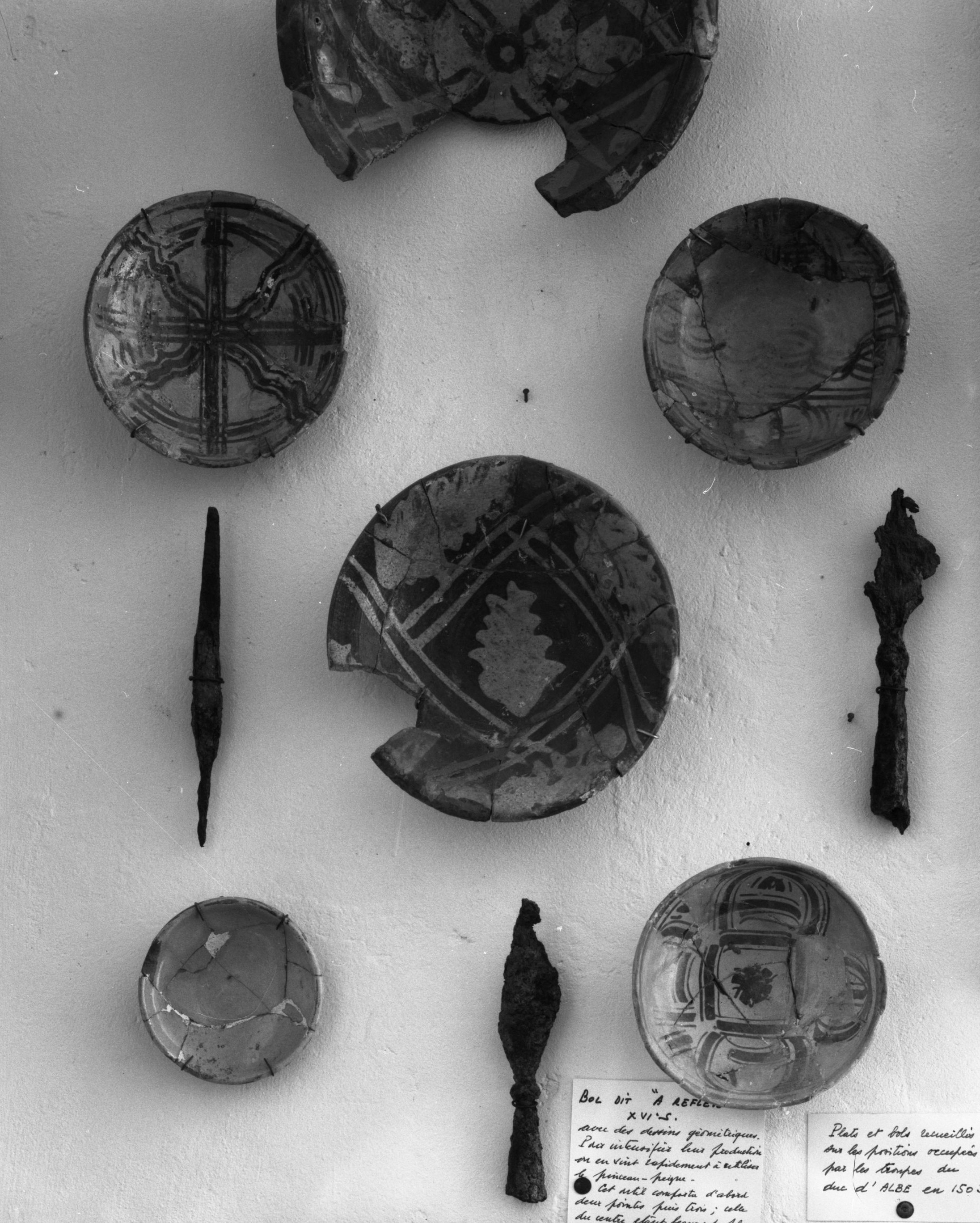 cinq assiettes