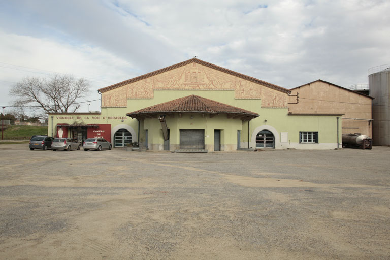 coopérative vinicole d'Aigues-Vives, actuellement Vignoble de la Voie d'Héraclès