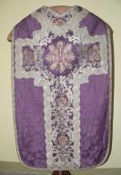 Chasuble (ornement violet)