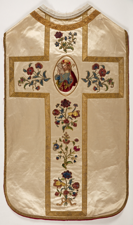 chasuble blanche avec étole et voile de calice