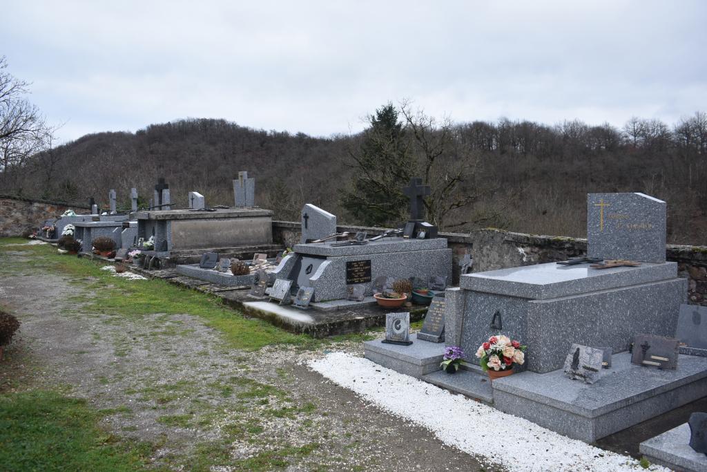 cimetière d'Ampiac