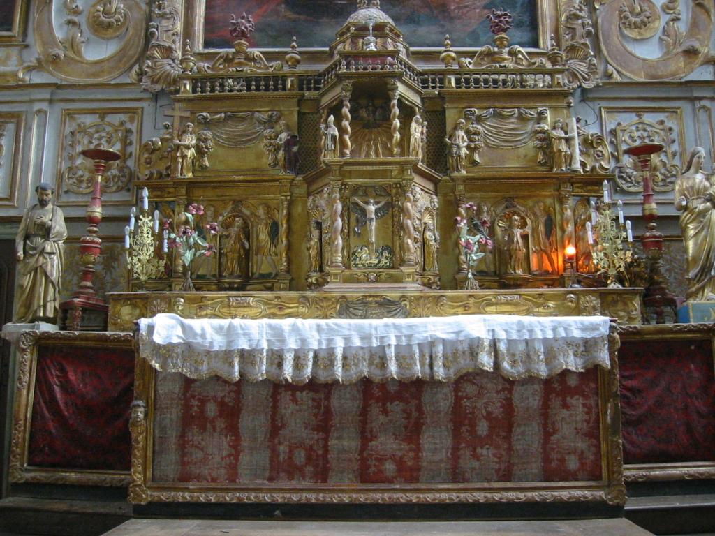 ensemble du maître-autel et de son retable
