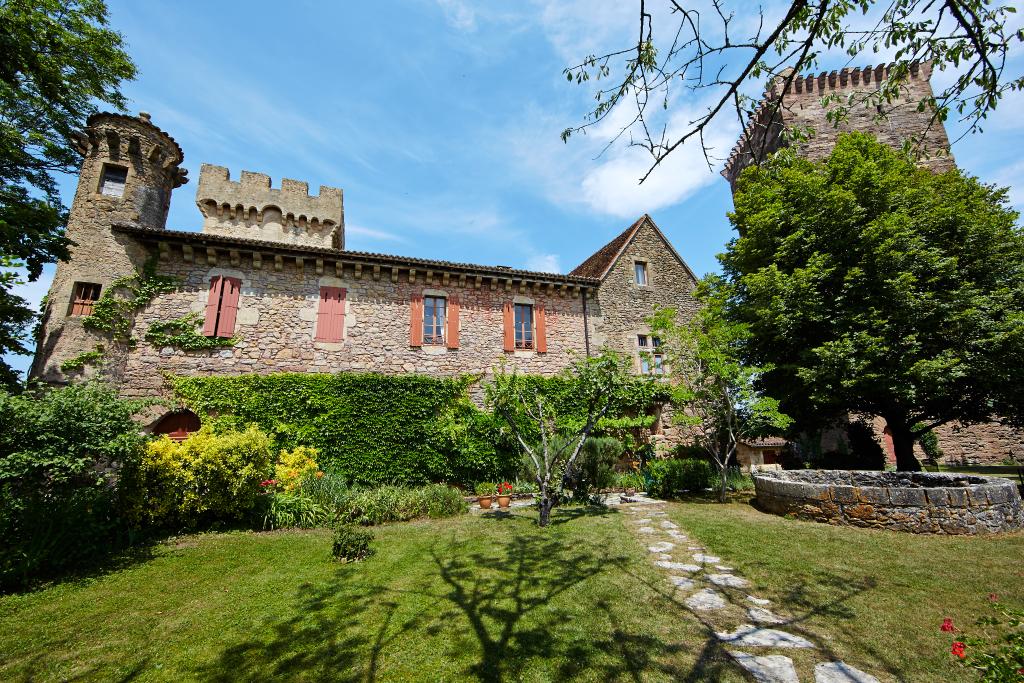 château fort, dit "Tours de Saint-Laurent"