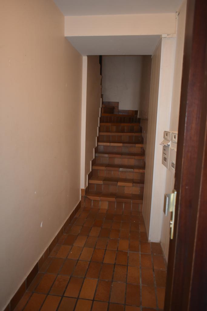 immeuble à boutique