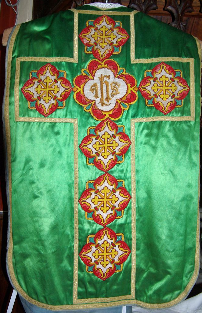 sommaire des textiles de l'église de Gaujac