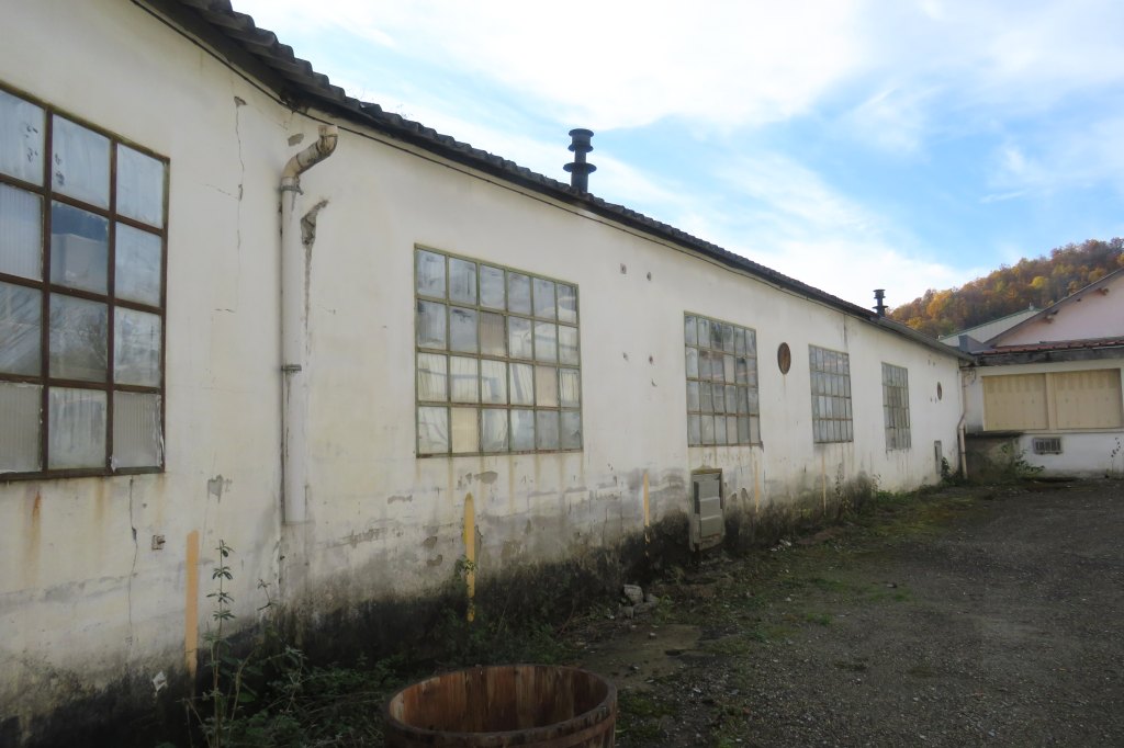 ancienne forge à la catalane, puis usines textiles Barbe et Bernadou, puis SOTAP-Carol, aujourd'hui désaffectée