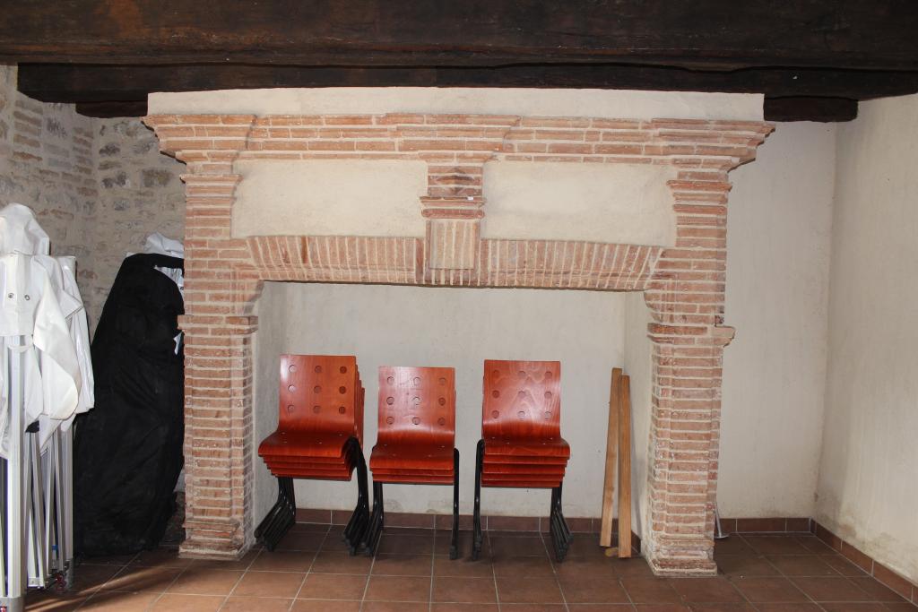 ancienne ferme actuelle salle des fêtes
