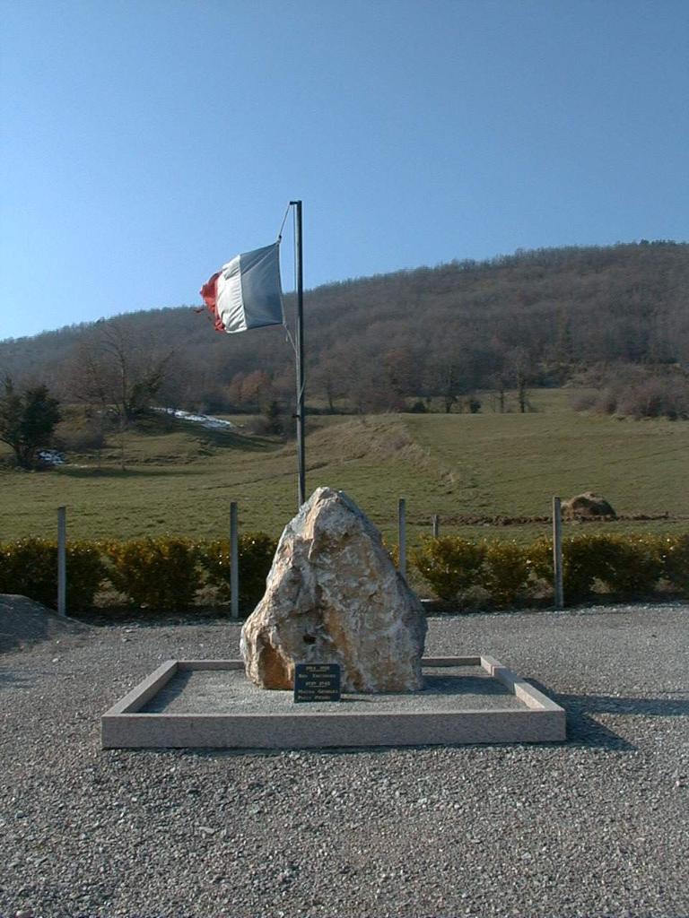 monument aux morts de la guerre de 1914-1918 et de la guerre de 1939-1945