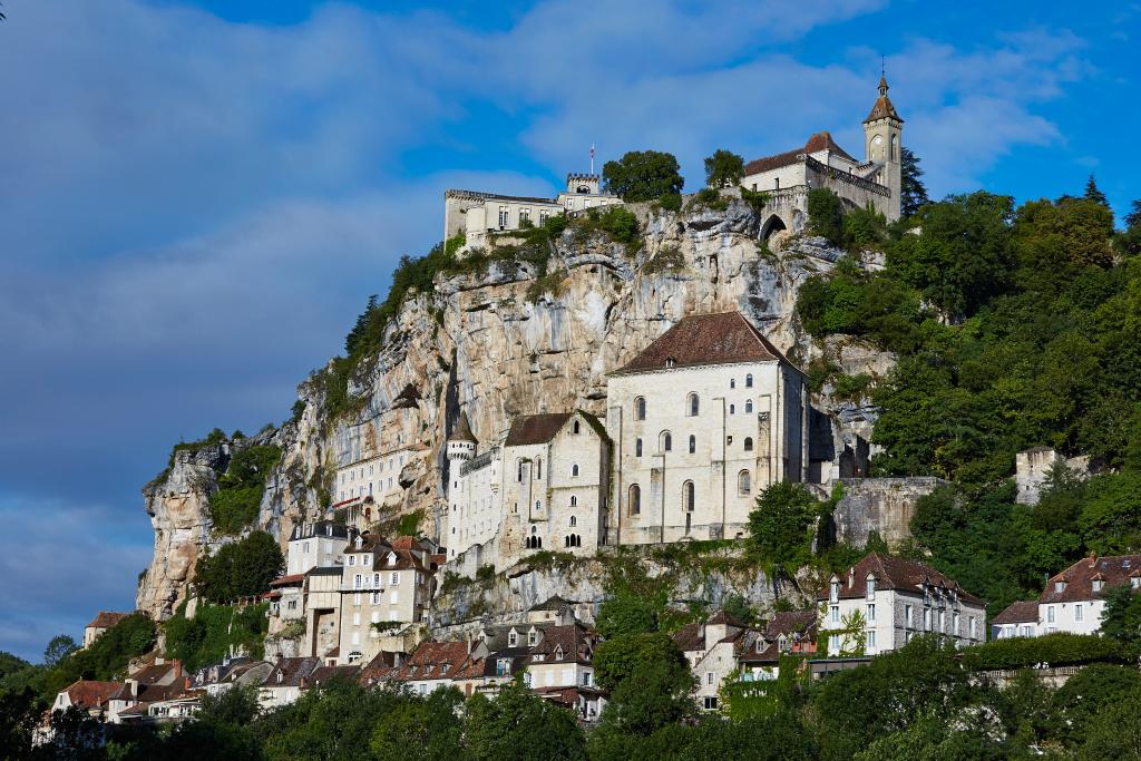 château abbatial, puis château des évêques