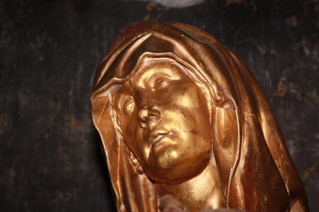 groupe sculpté : Vierge de Pitié