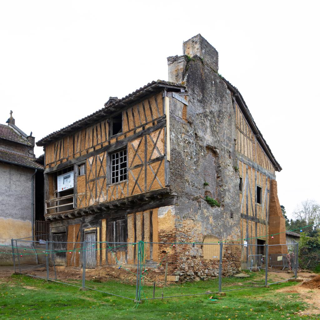 maison dite logis seigneurial