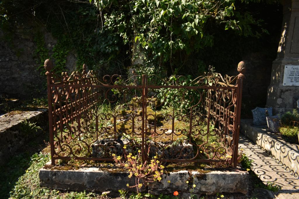 cimetière de Saint-Mayme