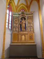 ensemble de l'autel secondaire dédié à la Vierge du Rosaire : retable architecturé, autel tombeau, gradin d'autel, statue : Vierge du Rosaire