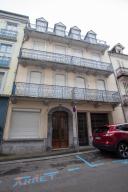 Maison de médecin, actuellement immeuble à logements