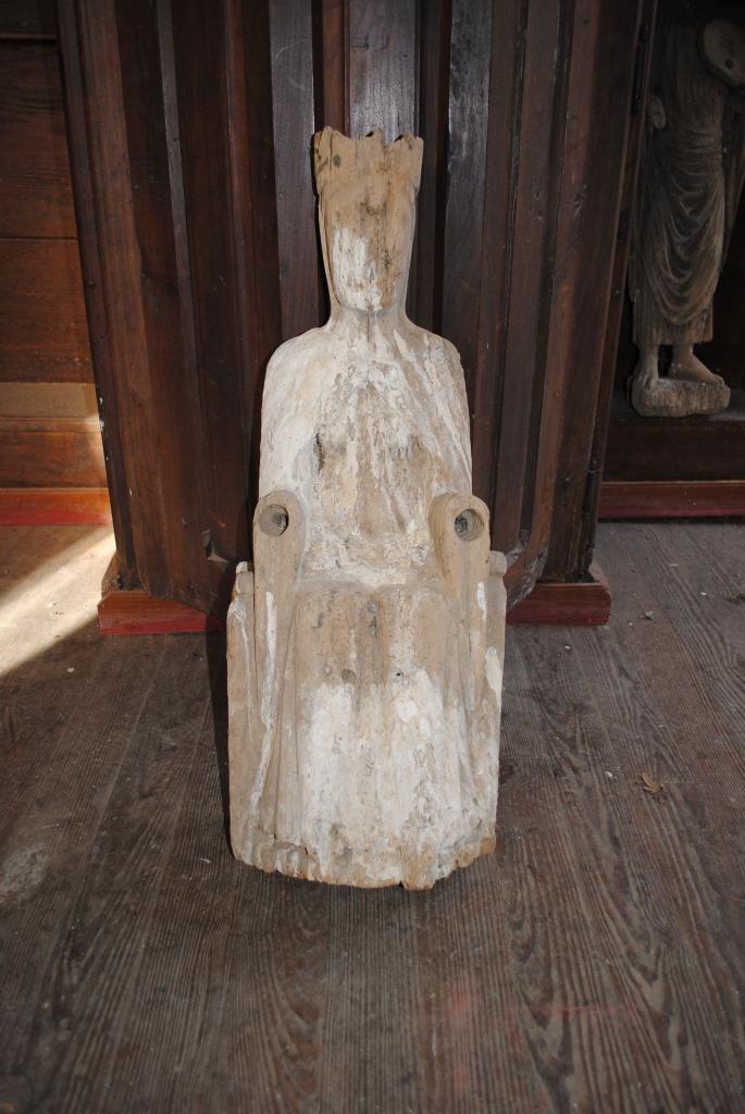 statue : Vierge en majesté