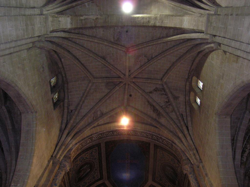 prieuré de bénédictins Saint-Pierre et Saint-Phébade, puis église paroissiale