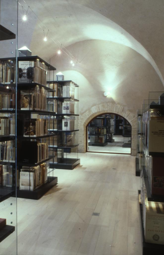 hôtel de Jean de Sartre puis de Louis de Vignes, enfin d'Espous, aujourd'hui hôtel de Grave