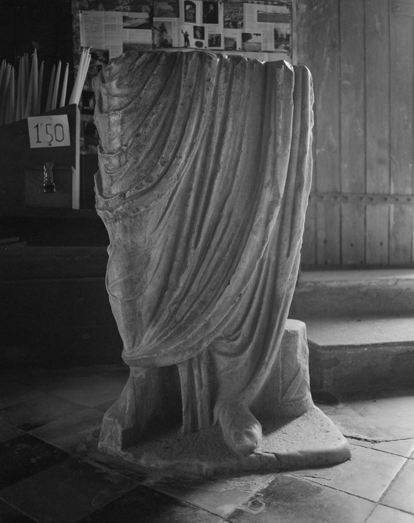 statue, bénitier