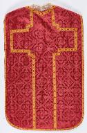 Chasuble rouge avec étole et bourse de corporal