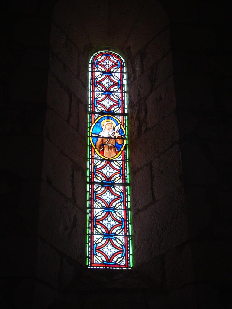 ensemble de 4 verrières décoratives (baies 1, 2, 5 et 6) et de 3 verrières à personnage (baies 0, 3 et 4) : Notre Dame, sainte Philomène, sainte Germaine de Pibrac