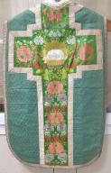 ornement liturgique catholique vert