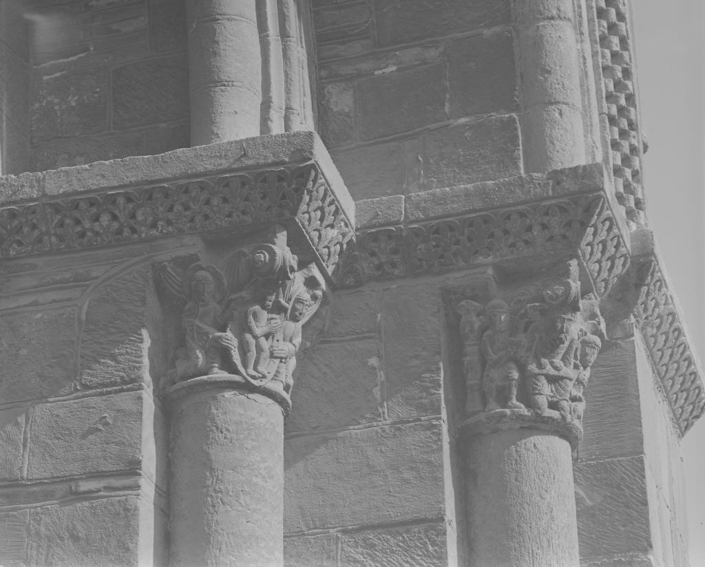 Abbaye de chanoines de saint Augustin, dite basilique Saint-Sernin, actuellement église paroissiale