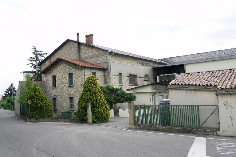 coopérative vinicole de Pont-Saint-Esprit, actuellement Caveau de la Porte d'Or