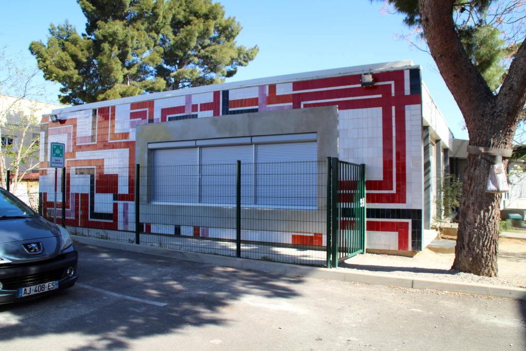 Revêtement mural : sans titre