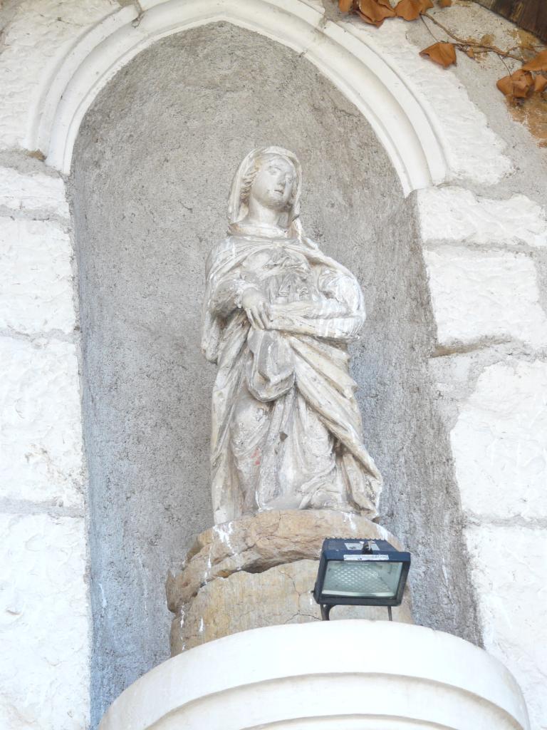 statue : Vierge