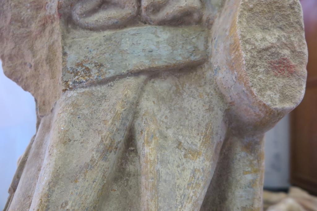groupe sculpté de la Mise au tombeau