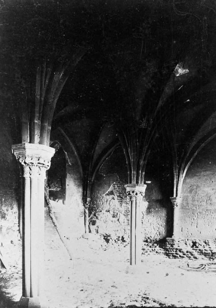 ancienne abbaye cistercienne de Lagarde-Dieu