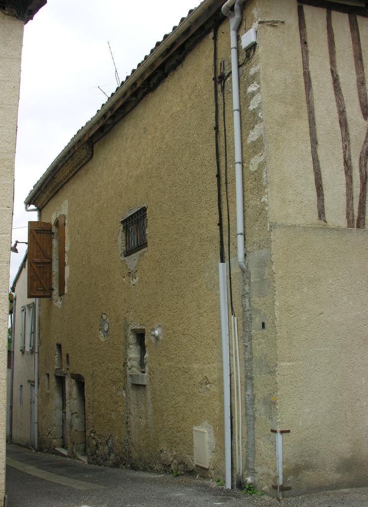 édifice à fonction non identifiée
