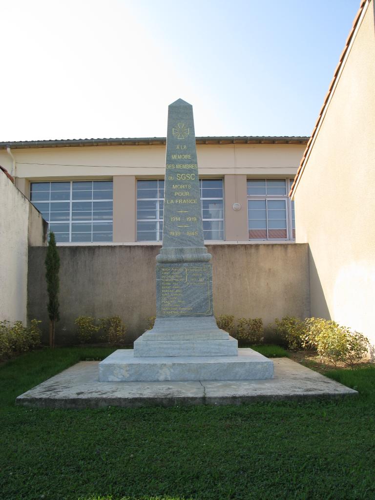 monument aux morts de la guerre de 1914-1918, de la guerre de 1939-1945 et de la guerre de 1954-1962