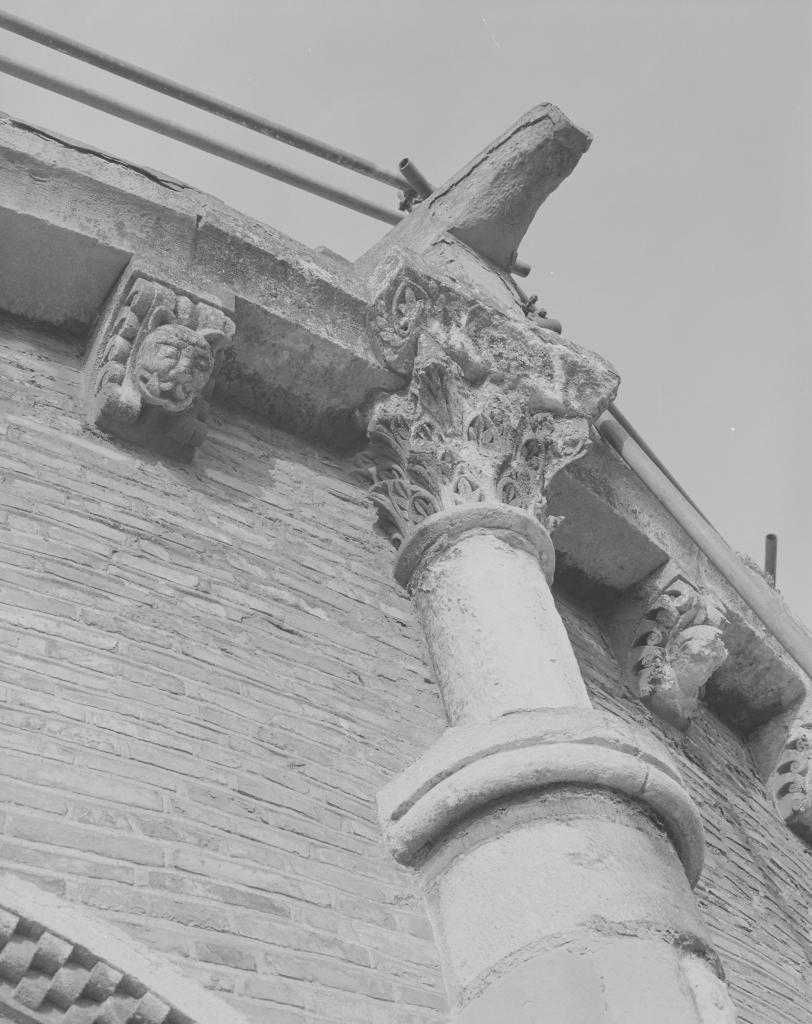 Abbaye de chanoines de saint Augustin, dite basilique Saint-Sernin, actuellement église paroissiale