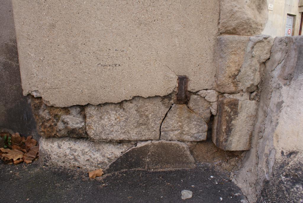 immeuble , vestiges de l'église du couvent des dominicains