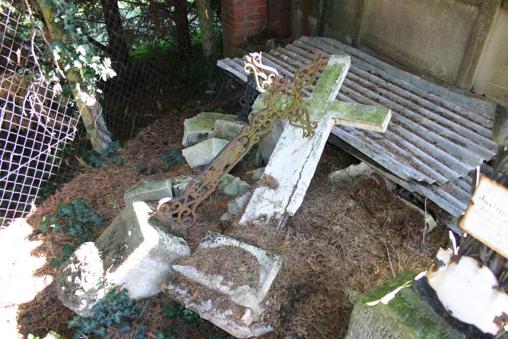 cimetière de catholiques de Verlhac-Tescou