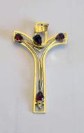 Pendentif en forme de crucifix